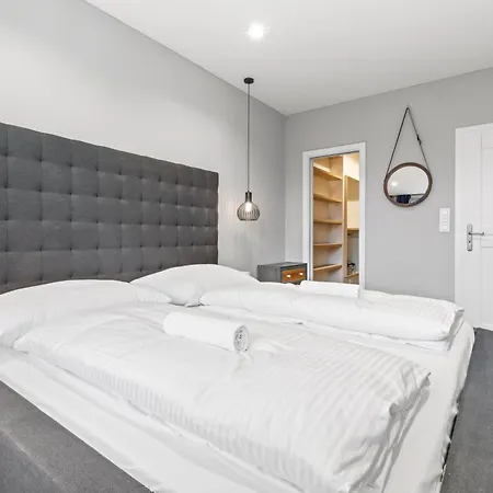Lam Great Comfort 3br Ac Apartment Bratislava