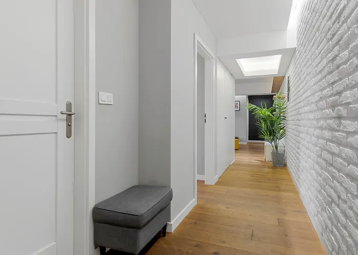 Lam Great Comfort 3br Ac