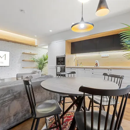 Lam Great Comfort 3br Ac Bratislava