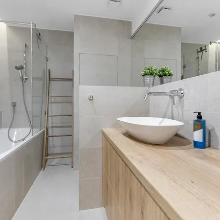 Lam Great Comfort 3br Ac